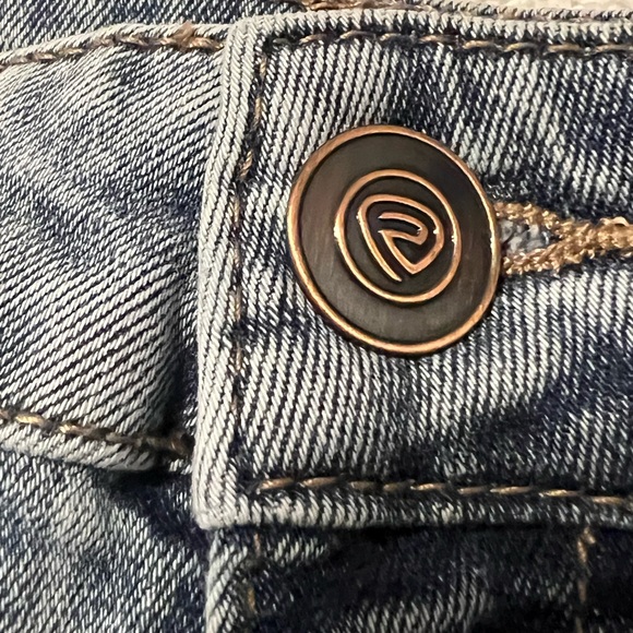 #3147. Rock & Roll Bargain Button Bell Bottom Light Wash Jeans w/Raw Hem. 27x34 - Picture 6 of 10